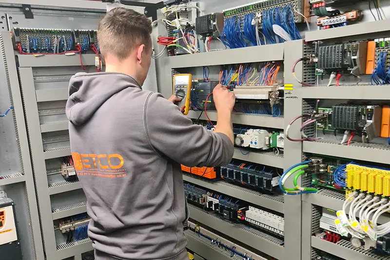 Instandhaltungsarbeiten bei Industrieanlagen